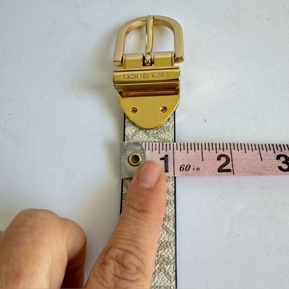 Michael Kors Reversible Belt MK Monogram Canvas Dark Navy Blue Medium / Large - Picture 9 of 10